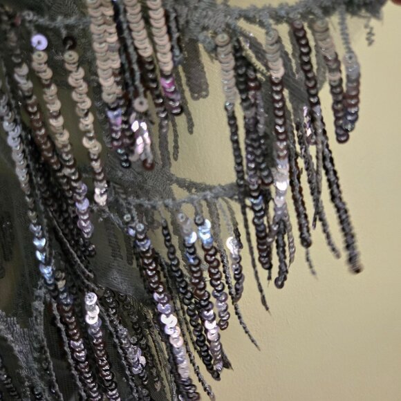 Lulus NWT On The Dance Floor Gray Sequin Front Shirt Sleeve Soft Dress Size L - Picture 9 of 12